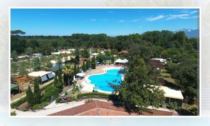 Familie Chalet In Toscane, Aan Zee, Aangeboden Door Micasatoscana Viareggio Esterno foto